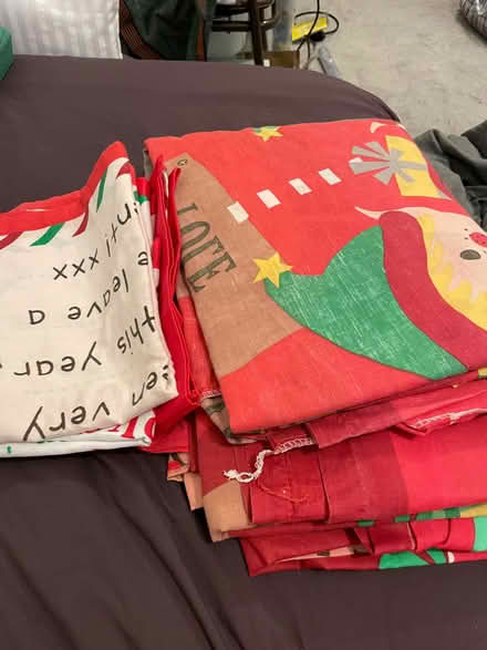 Photo of free Christmas duvet covers (Wandsworth SW18) #1