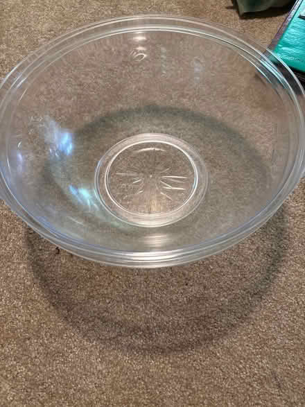 Photo of free 2 plastic serving bowls (Glen Burnie) #1