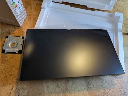 Photo of free Dell LCD monitor - no stand (SE21) #3