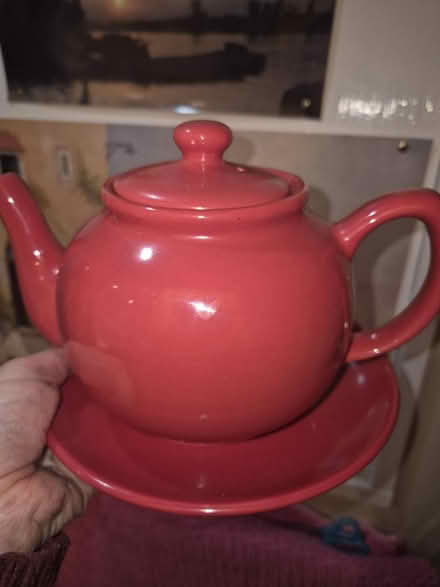 Photo of free Tea pot and saucer (EH19, Bonnyrigg) #1