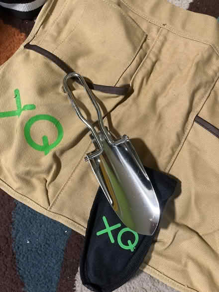 Photo of free New gardening Apron (Adam’s Point, Oakland) #2