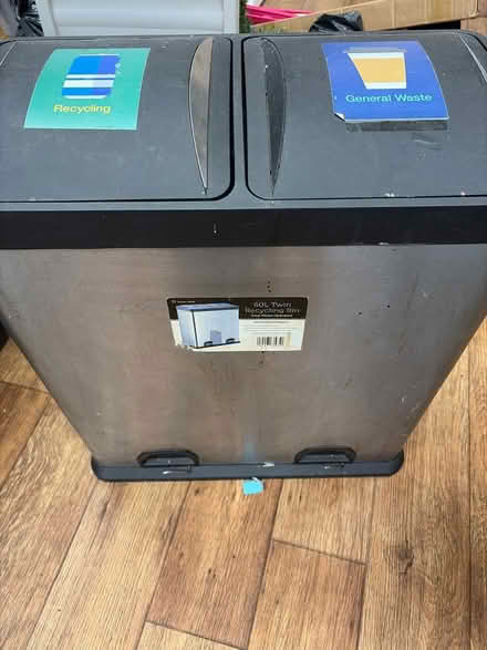 Photo of free 2 recycling bins (Cambuslang G72) #1