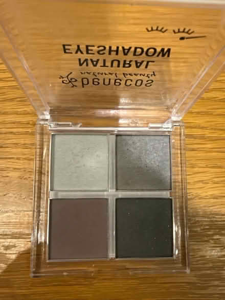 Photo of free 2 eyeshadow palettes by Benecos (Tunbridge Wells N. TN1) #2