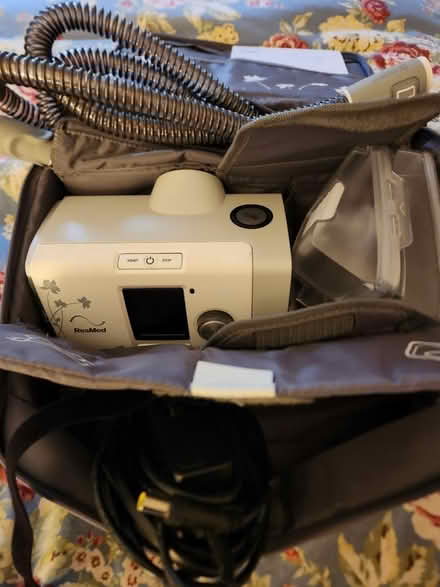 Photo of free CPAP AirSenseTM 10 AutoSetTMfor Her (Wedgwood, Seattle, WA, US) #1