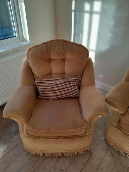 Photo of free High quality 3 piece suite sofa 2 chairs (Kendal LA9) #3
