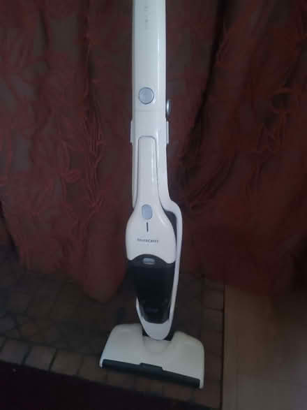 Photo of free Vacuum cleaner (Priory Village RH15) #3