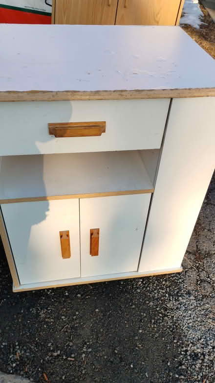 Photo of free Assorted furniture (Hawthorne) #3