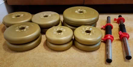 Photo of free York vinyl weights, 12 weights + 3 bars (Freehold LA1) #3
