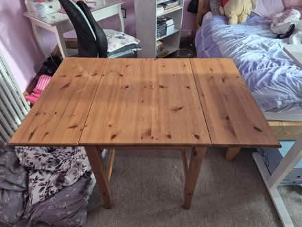 Photo of free Extendable Wooden Table (Ng9 7hb) #3