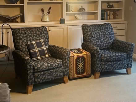 Photo of free Two Laz-y-Boy Recliners (North Shore / below Troy Hill) #2
