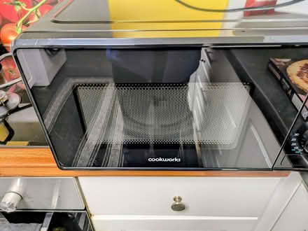 Photo of free microwave [small] (Chorley Moor PR7) #2