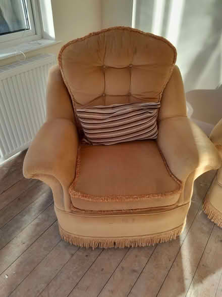 Photo of free High quality 3 piece suite sofa 2 chairs (Kendal LA9) #2