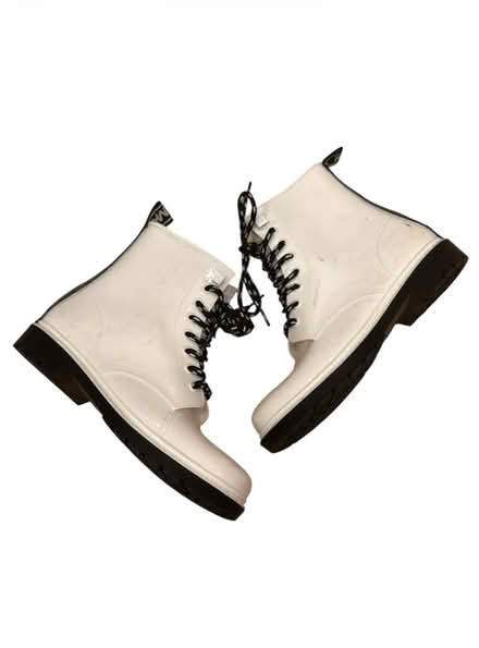 Photo of free Michael Kors Woman’s Boots (Brooklyn Storage) #2