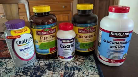 Photo of free Vitamins and Supplements (Bellevue Bridle Trails area) #1