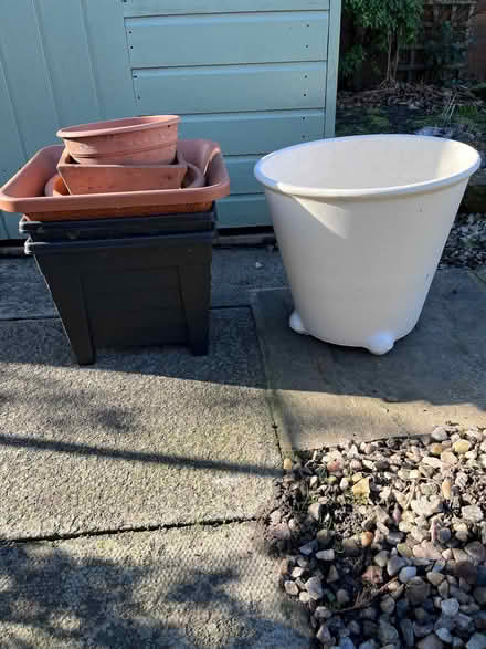 Photo of free Plant Pots (Corstorphine EH12) #1