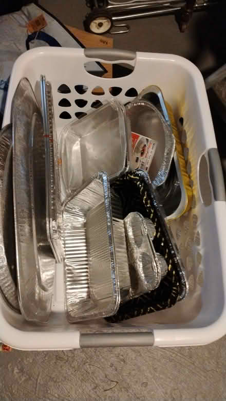 Photo of free Assorted new aluminum trays (Hawthorne) #1