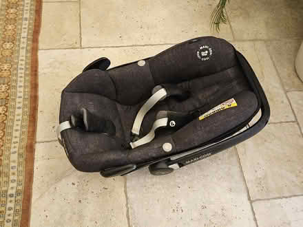 Photo of free Maxi-cosy baby seat (0-12months) (Orwell SG8) #3