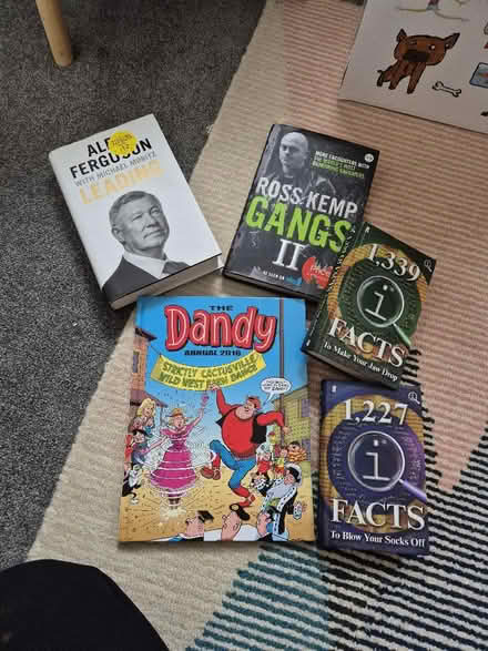 Photo of free Men's clothes, sunglasses and books (Minster Lovell OX29) #2