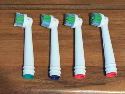Photo of free electric toothbrush heads (Roselle) #1