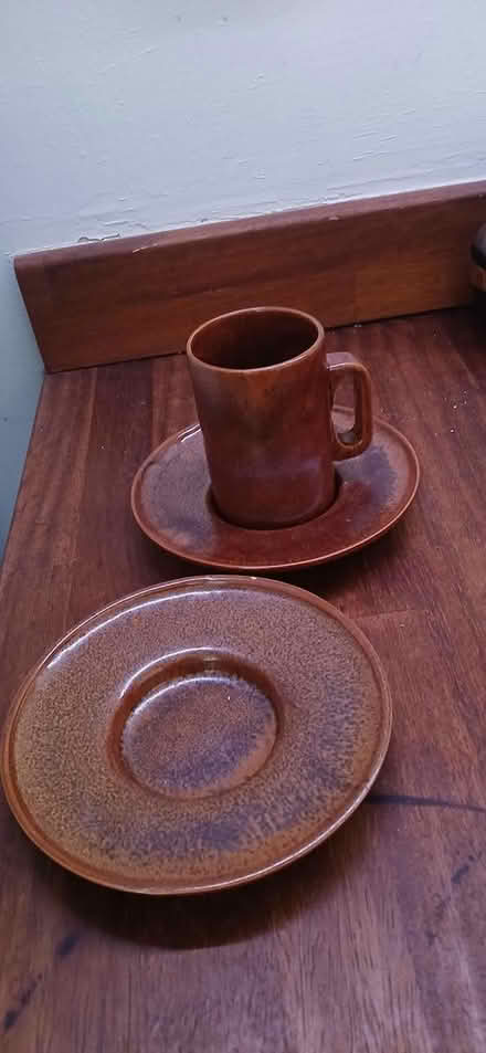 Photo of free 1 cup 2 saucers (CT11) #1