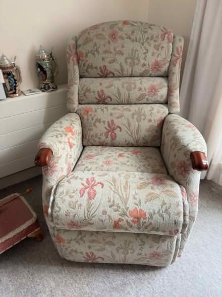 Photo of free Recliner Chair (Trickers Cross BH22) #4
