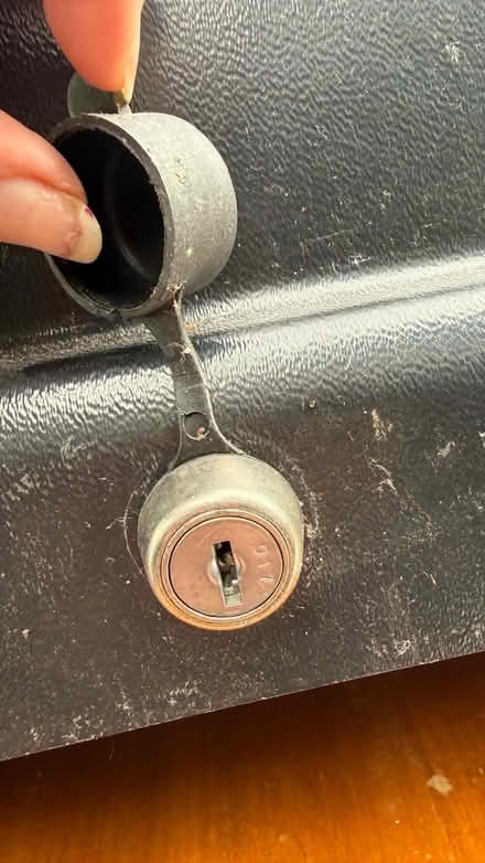 Photo of free Large car roof box (KT12) #4