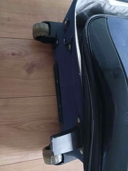 Photo of free suitcase (Parkstreet AL2) #1