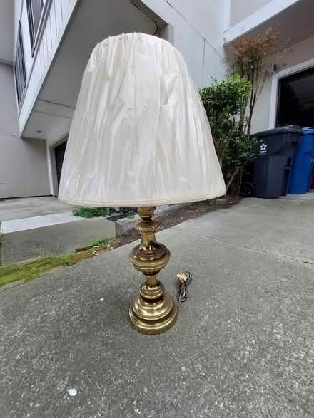 Photo of free 4 Lamps (94014) #3