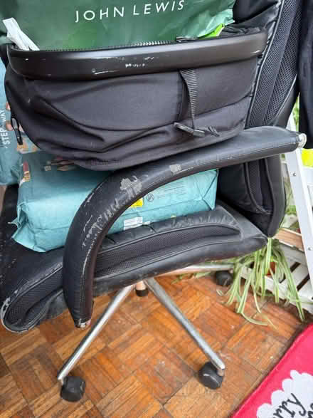 Photo of free Office chair (SW18 1PG) #1