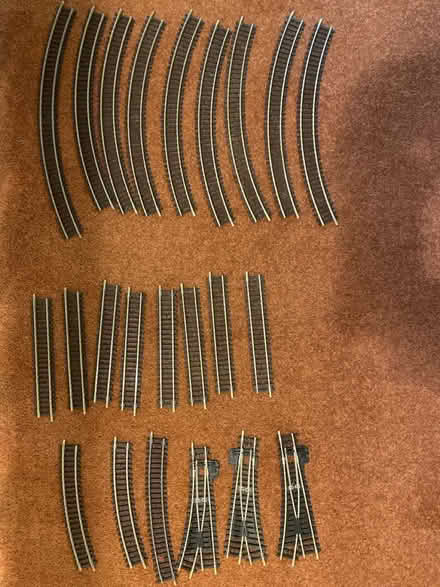 Photo of free Train track 00 gauge (Widnes) #1