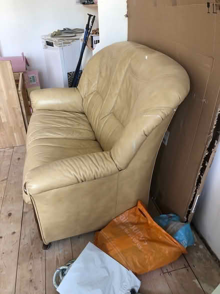 Photo of free Sofa (Eltham SE9) #3