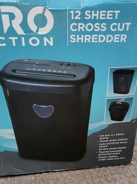 Photo of free Shredder. 12 sheets cross cut (Crawley RH11) #1