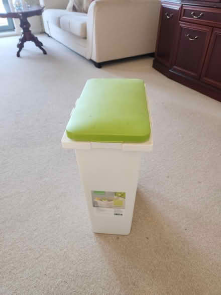 Photo of free Lakeland recycling bin (Hanger Lane) #1