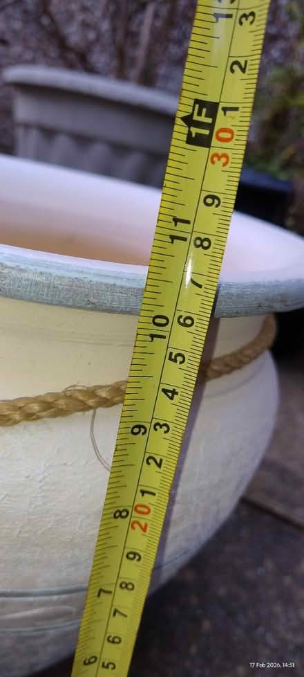 Photo of free Indoor plant pot (Ingol PR2) #1