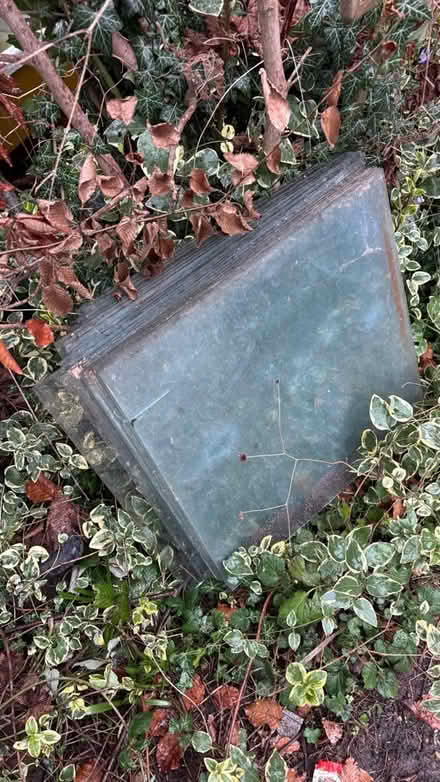Photo of free 3-4mm plain glass panels (North Finchley N12) #1