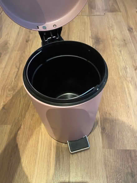 Photo of free Pedal bin (Barking IG11) #2