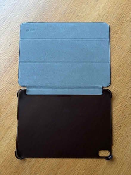 Photo of free iPad case (Kippington TN13) #4