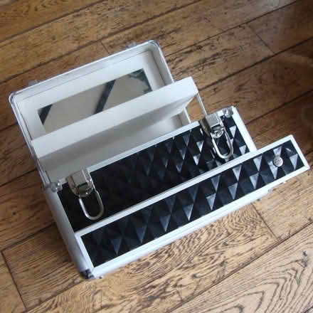 Photo of free Large cantilevered vanity case (Wallington) #2