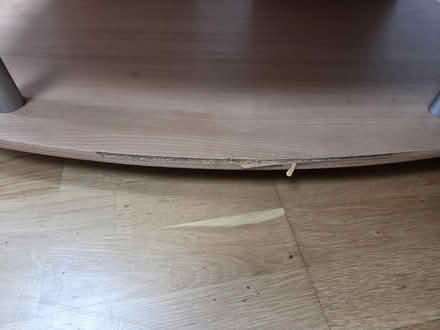 Photo of free TV stand (Addiscombe) #4