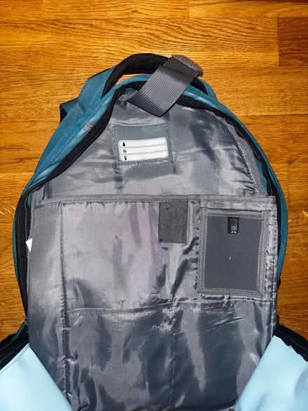 Photo of free Samsonite Backpack (2009) (Oxford OX1) #3