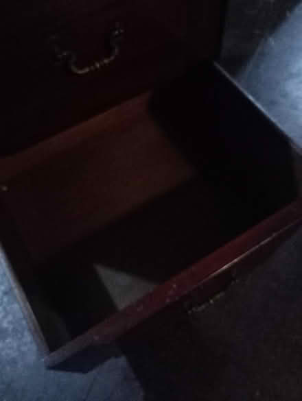 Photo of free Side draw (NG5 9NY) #3