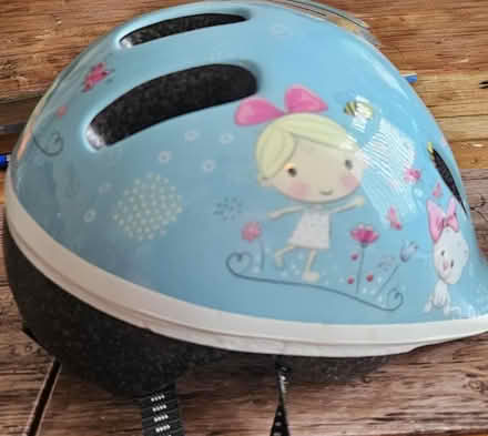 Photo of free Girls small cycle / skateboard helmet. (Overton LA3) #3