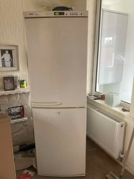 Photo of free Bosch fridge freezer (Newton le Willows WA12) #2