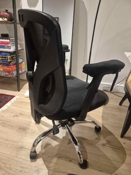 Photo of free height adjustable Office chair (Ravenscourt Park W6) #3