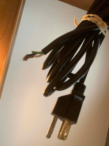 Photo of free Grounded Power Cord (South Brampton) #1