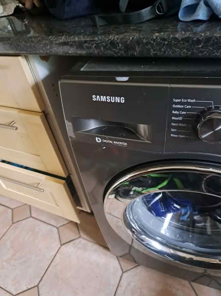 Photo of free Noisy washing machine (Se57sz) #1