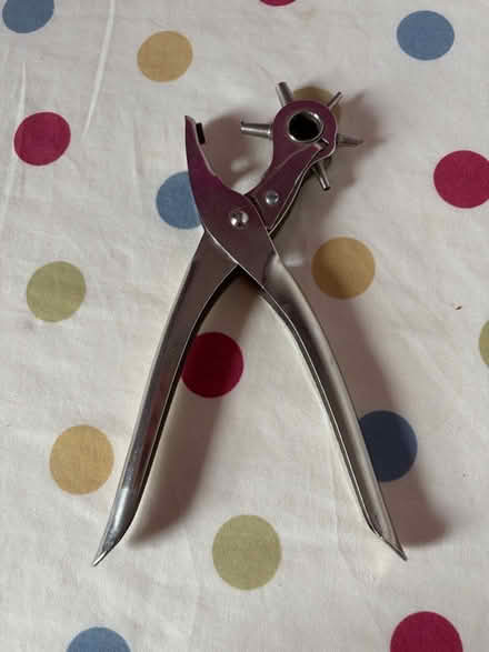 Photo of free Belt hole maker (AB25) #1