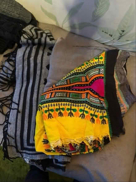 Photo of free Scarfs (W10 nottinghill) #1