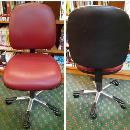Photo of free Red swivel office chair (Eton SL4) #1