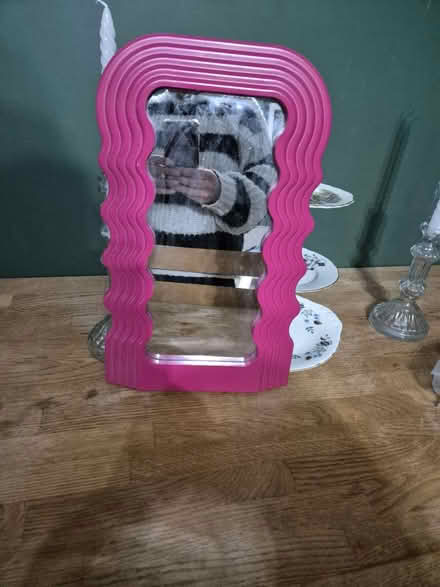 Photo of free Small pink wavy mirror (RG2 Shinfield) #1